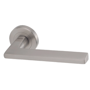 BRASS DOOR HANDLE NICKEL